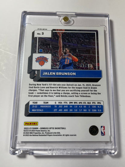 2022/23 Donruss Optic #3 Jalen Brunson Gold Wave (#1/10) / MT9
