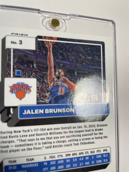 2022/23 Donruss Optic #3 Jalen Brunson Gold Wave (#1/10) / MT9